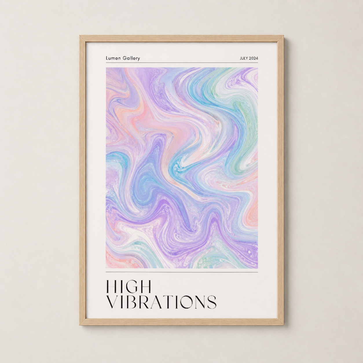 Doğal ahşap çerçeyde sunulan, renkli sıvı mermeri stili modern soyut sanat poster tablosu.