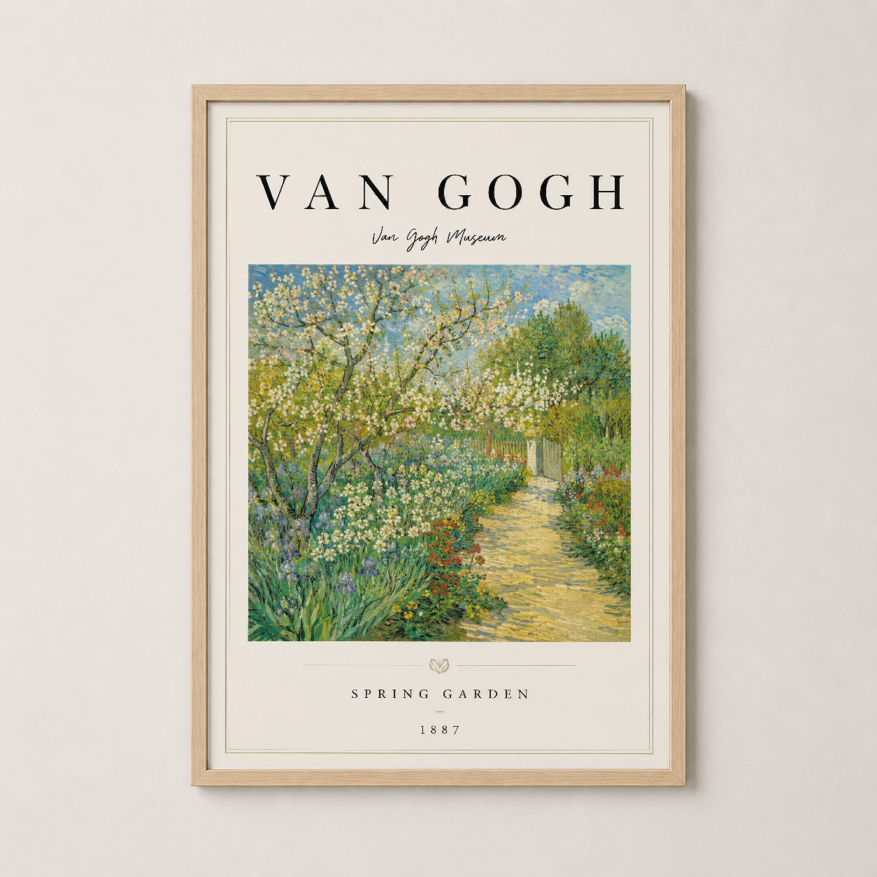 Van Gogh Bahar Bahçesi tablosu, doğal ahşap çerçevede, sıcak ve modern bir oturma odasının aksesuar dekorunda yer alan klasik
