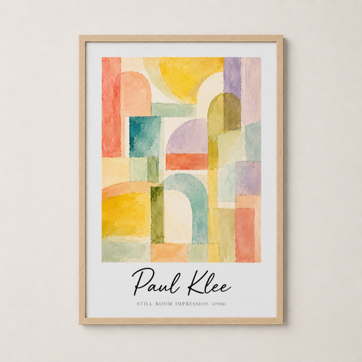 Paul Klee Hala Oda İzlenimi tablosu, doğal ahşap çerçevede yumuşak renklerle yapılmış sanat eseri
