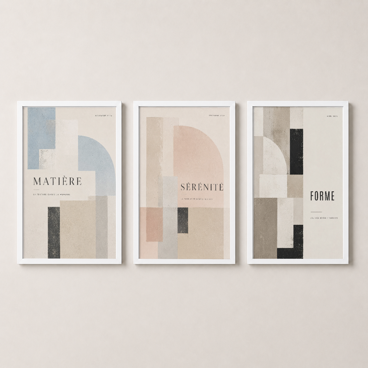 Beyaz çerçeveli üç parçalı tablo, minimalist iç tasarımda geometrik sanat eseri.