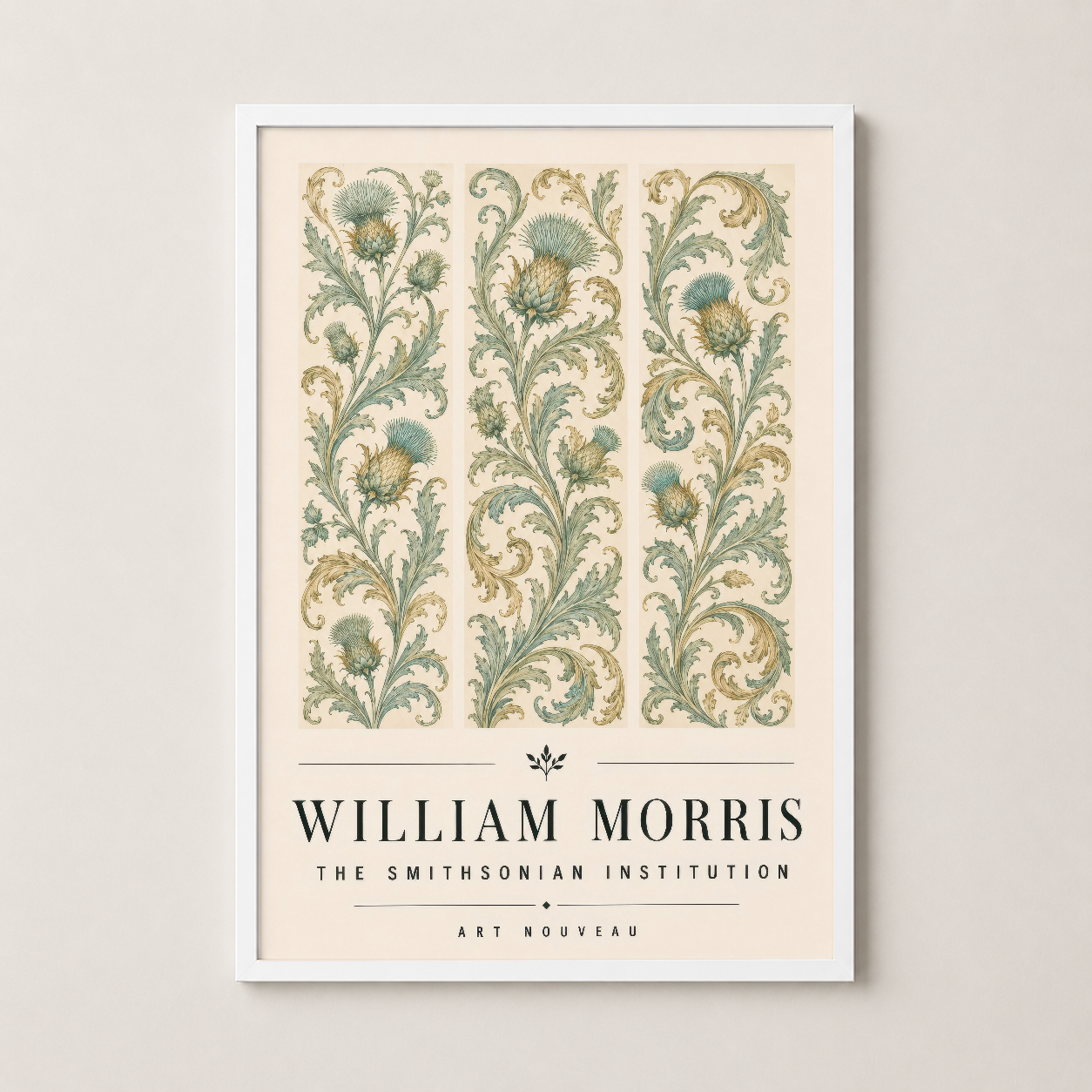 Beyaz çerçeveli William Morris çiçek desenli poster, minimalist ve şık oda dekorasyon seçeneği.