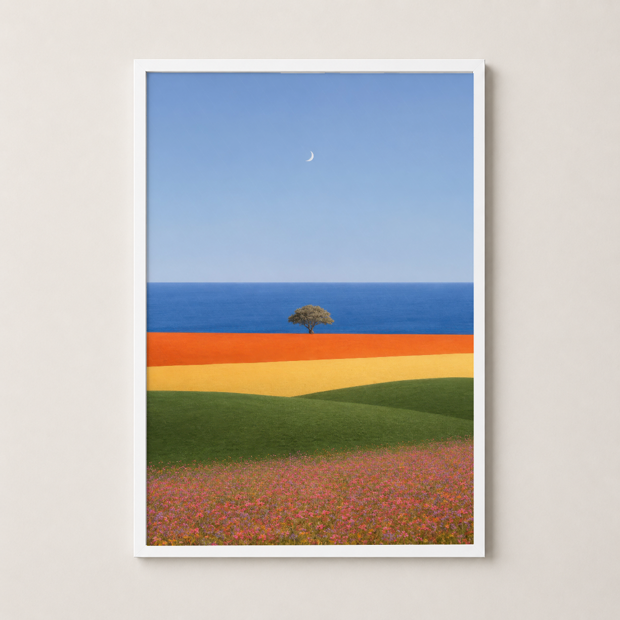 Beyaz çerçevede sergilenen sanat eseri, mavi deniz, sarı-turuncu gradient ve pembe çiçek alanının sakin bileşimini gösterir.