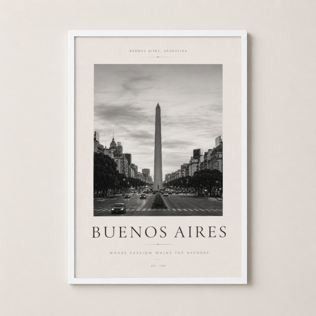 Buenos Aires sanat baskısı beyaz çerçevede, şık oturma odası dekorasyonu için ideal.