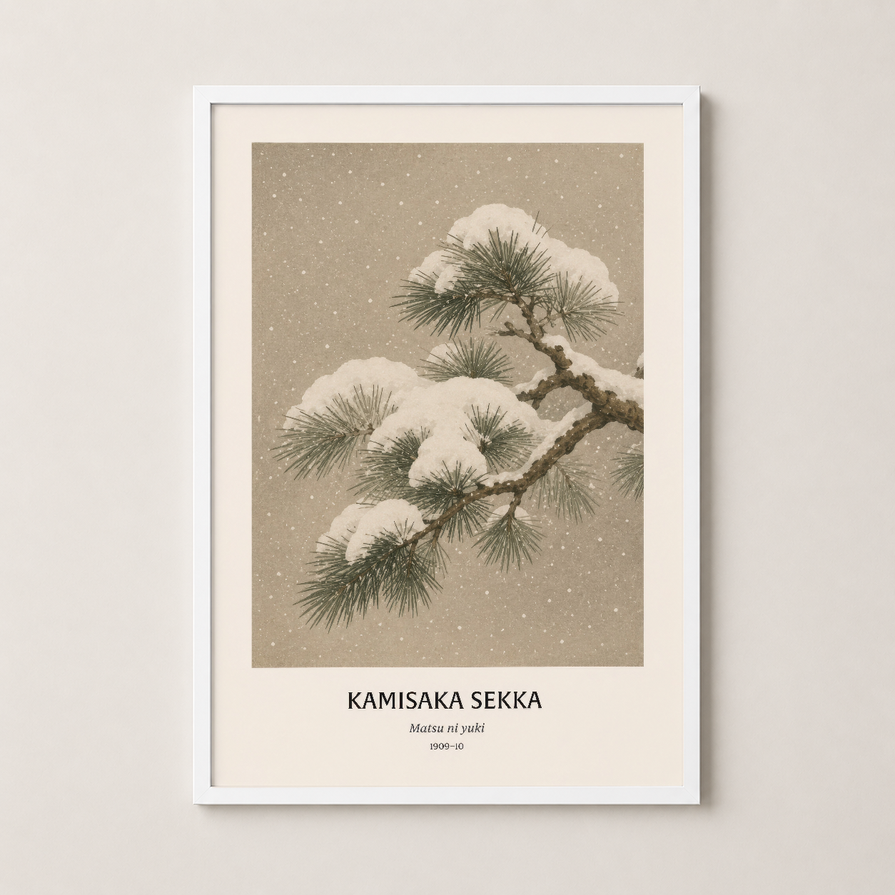 Beyaz çerçevede klasik Japon sanatı; karla kaplı dalların sakin ve meditasyon dolu atmosferi.