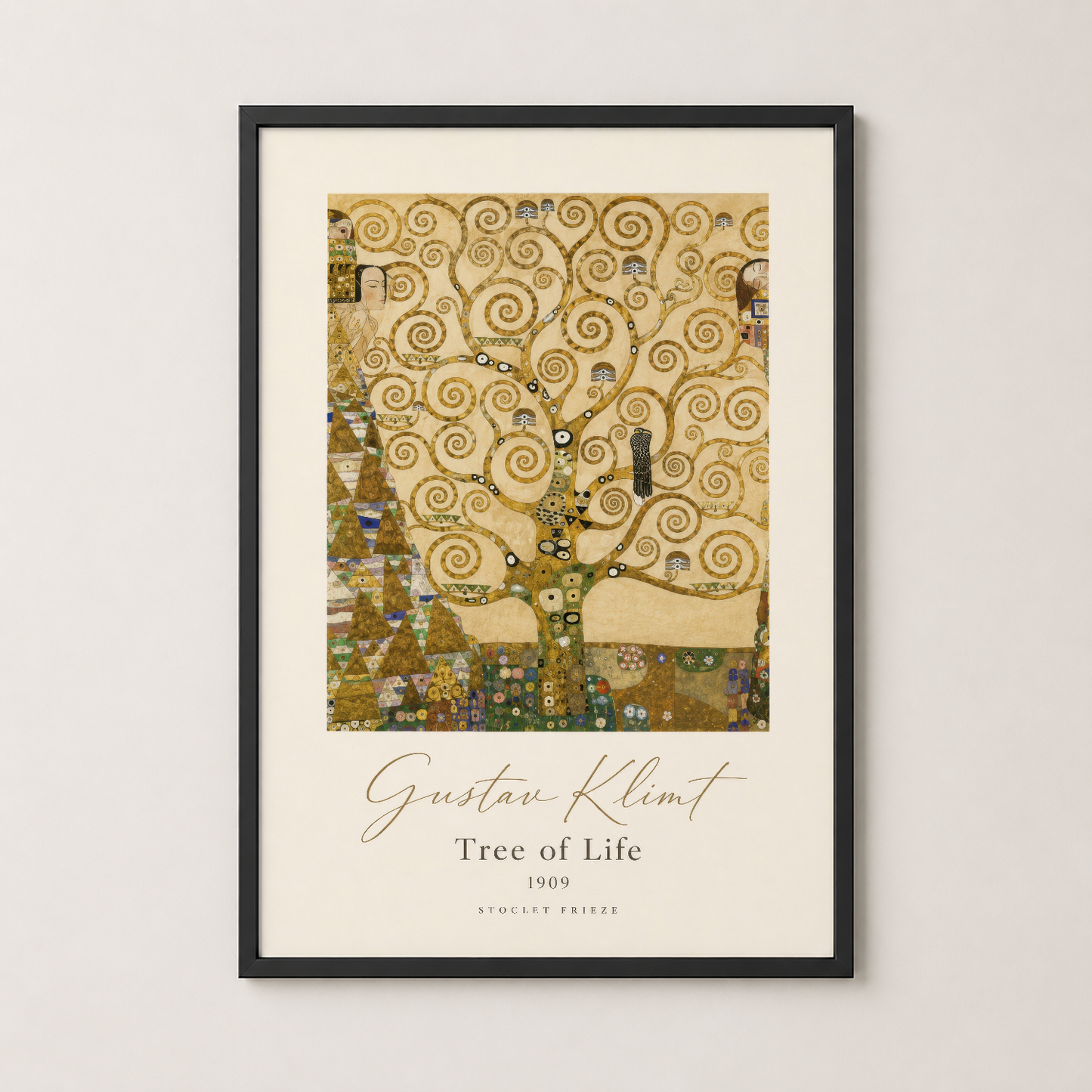 Klimt'in ikonik Yaşam Ağacı posteri, şık siyah çerçeve içinde klasik dekorasyon.