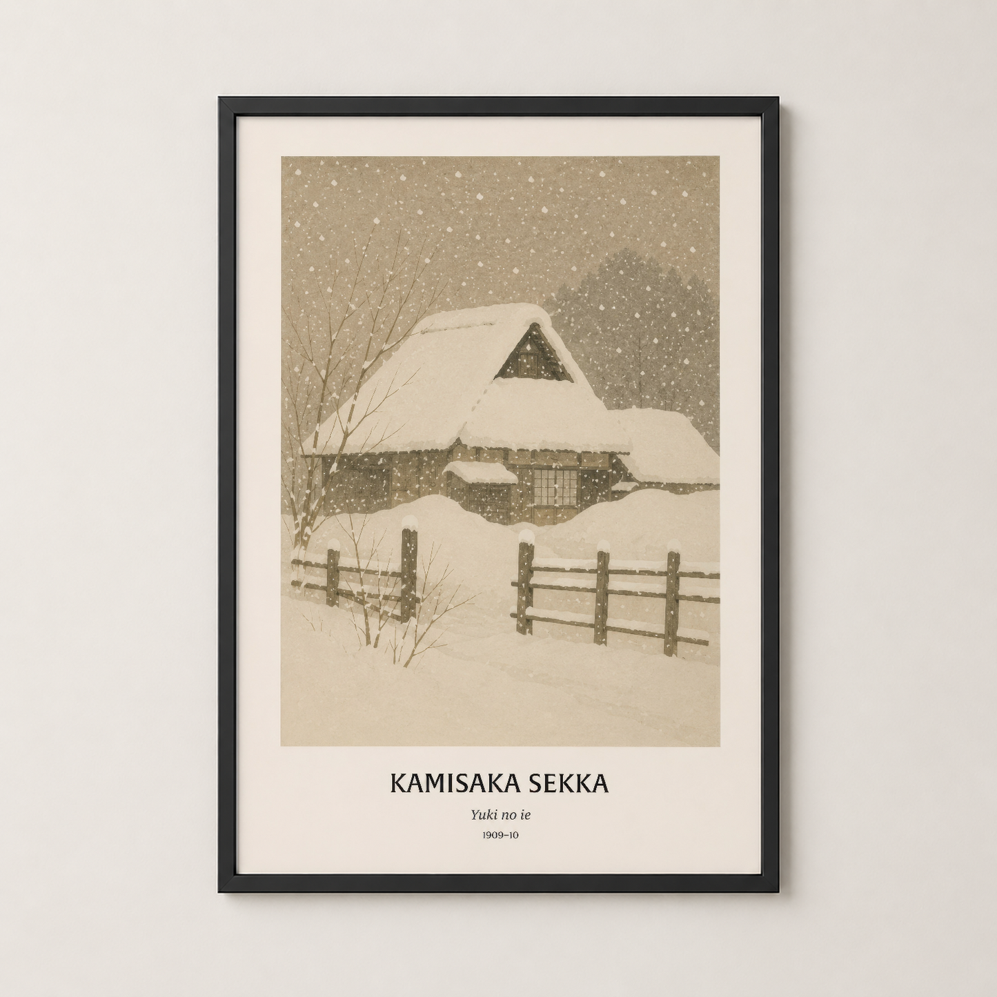 Siyah çerçeveli poster, kar örtülü geleneksel yapıyı sergileyen şık bir Japon sanat baskısı.
