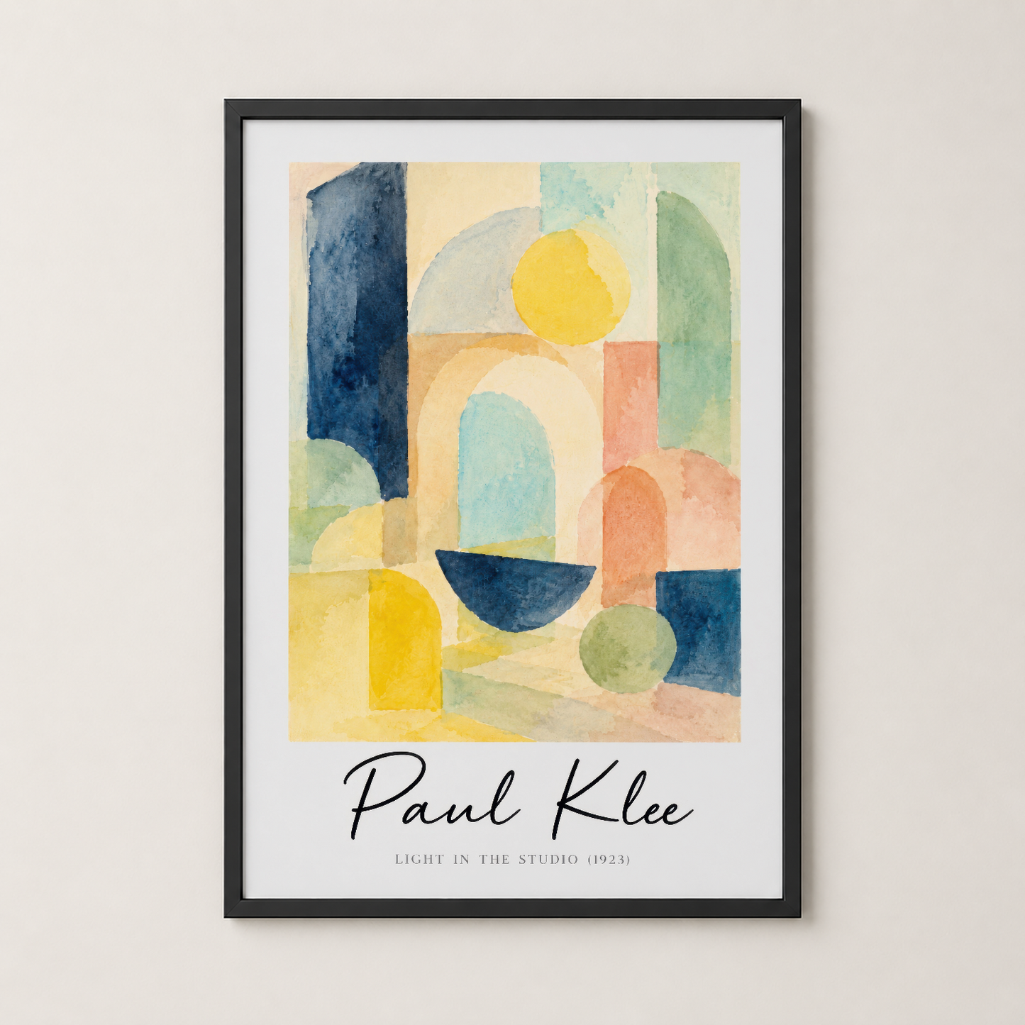 Modern siyah çerçevede, Paul Klee'nin renkli soyut komposisyonu, sanat koleksiyonunuza sofistike bir dokunuş katır.