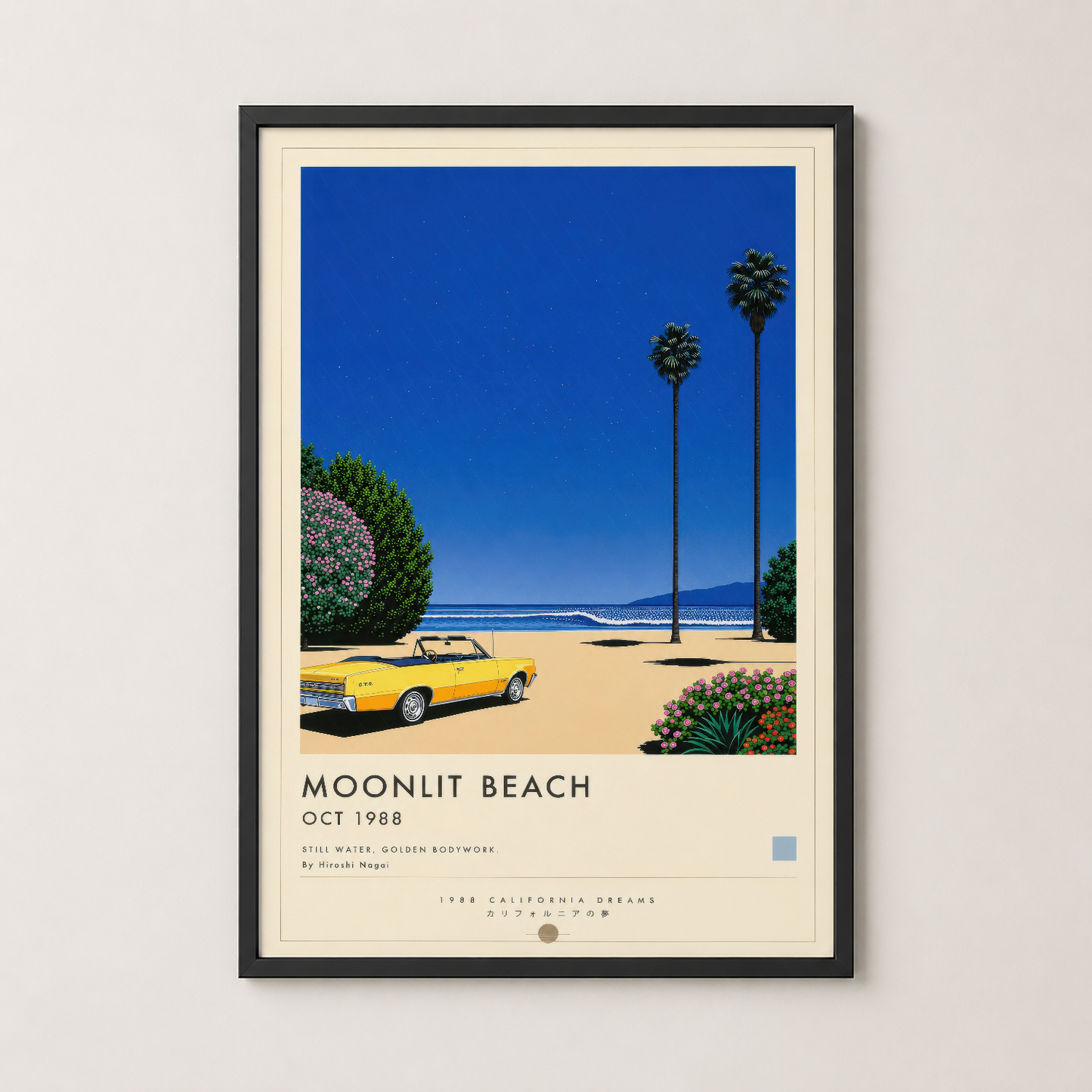 Moonlit Beach tablosu siyah çerçevede, retro stil plaj manzarası ve vintage otomobil tasarımı.