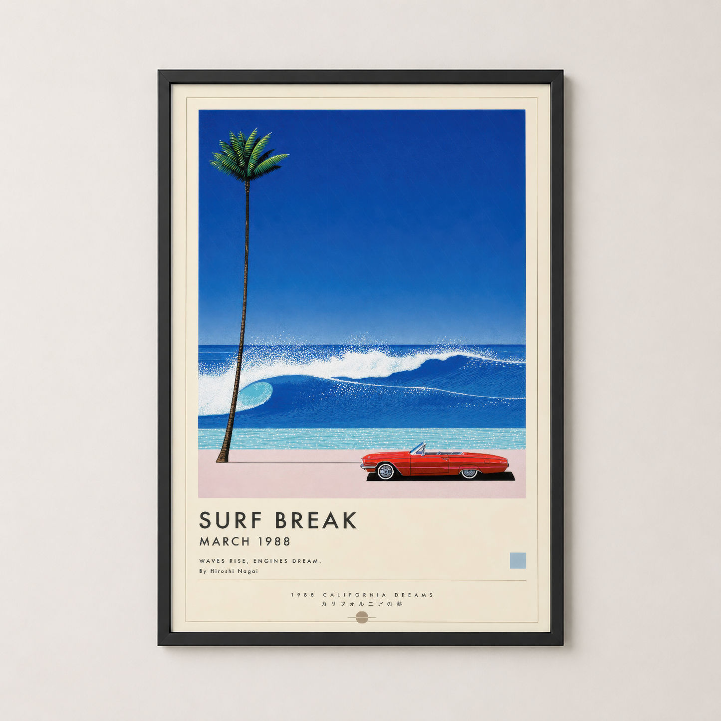 Sörf Break posteri siyah çerçevede, canlı mavi okyanus ve vintage otomobil tasarımıyla.