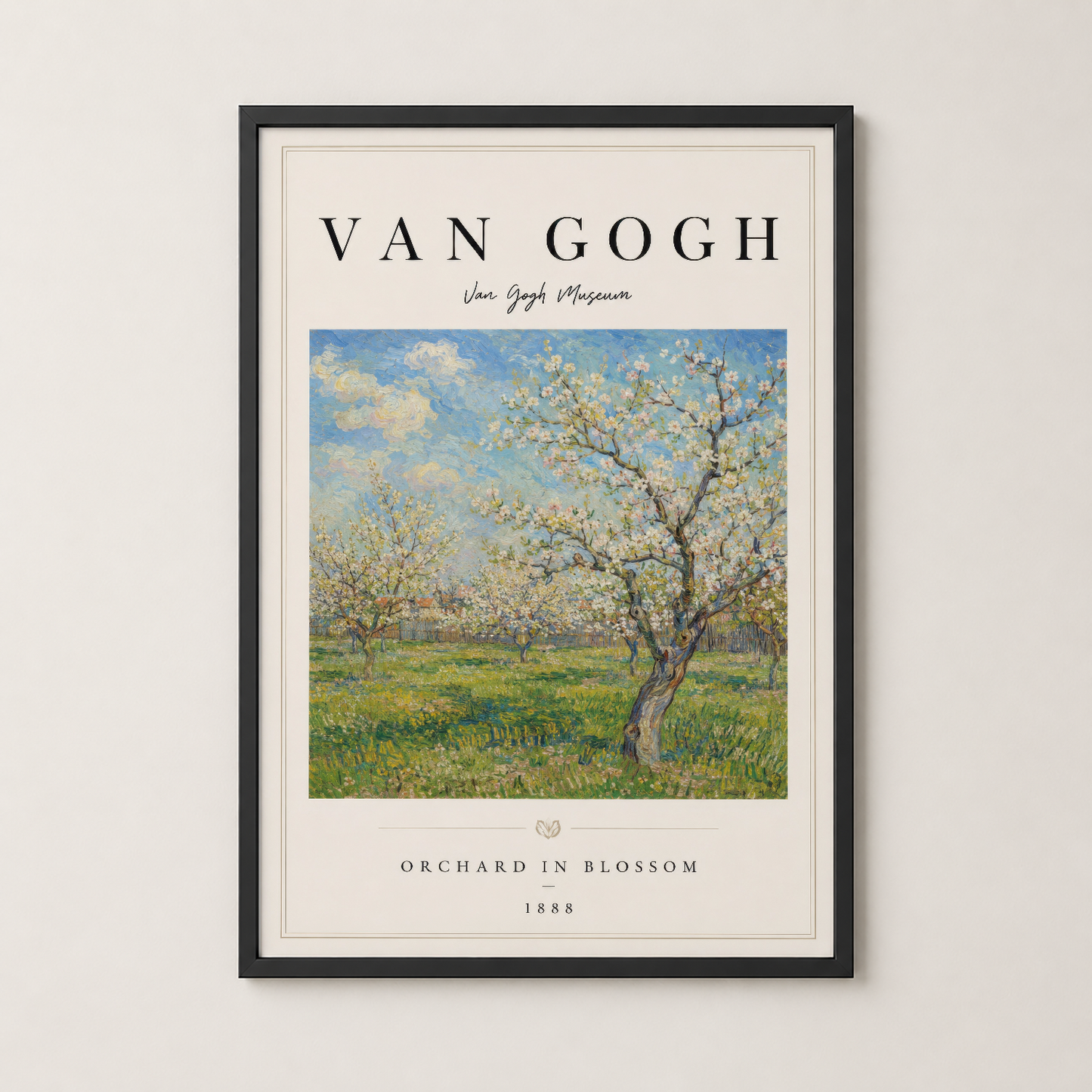 Siyah çerçeveli Van Gogh bahçe tablosu, modern iç mekanda ağaçların beyaz çiçekleriyle güvercin mavisi gökyüzü.