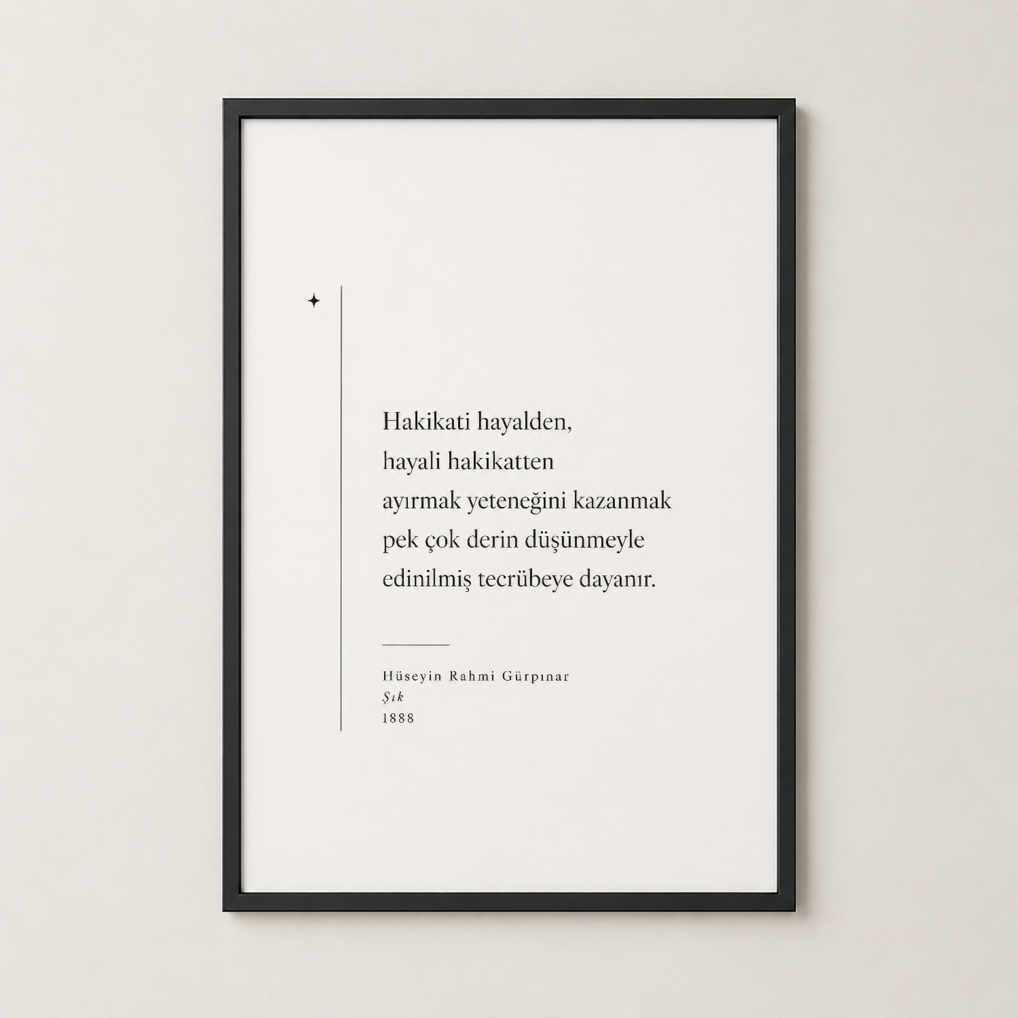 Edebiyat alıntısı posteri siyah çerçeveli, zarif metin ve satır detayları ile modern minimalist iç tasarım için.