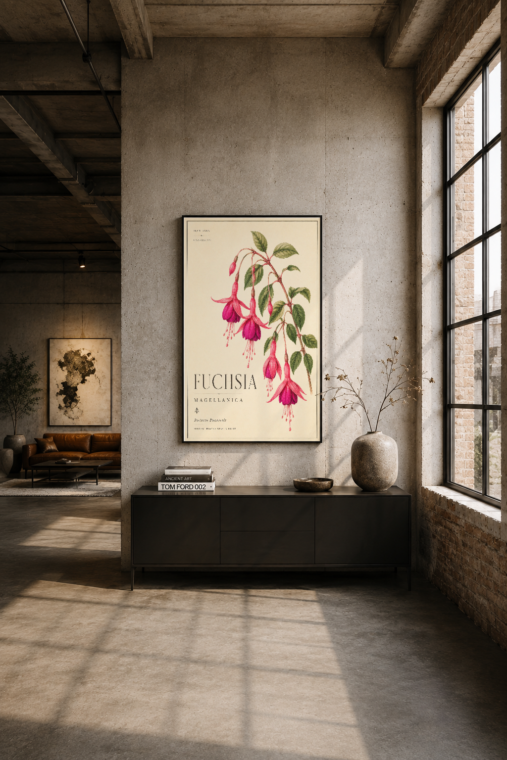 Modern loft ortamında betonlu duvarın üzerine asılı fuşya çiçek botanik tablosu, endüstriyel dekor.