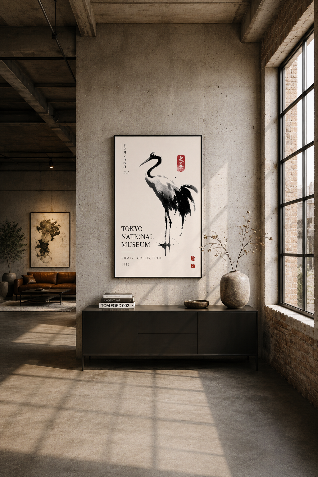 İndüstriyel loftta siyah çerçeveli turna posteri, duvarın üzerinde gallery etkisiyle sergilenen tasarım.