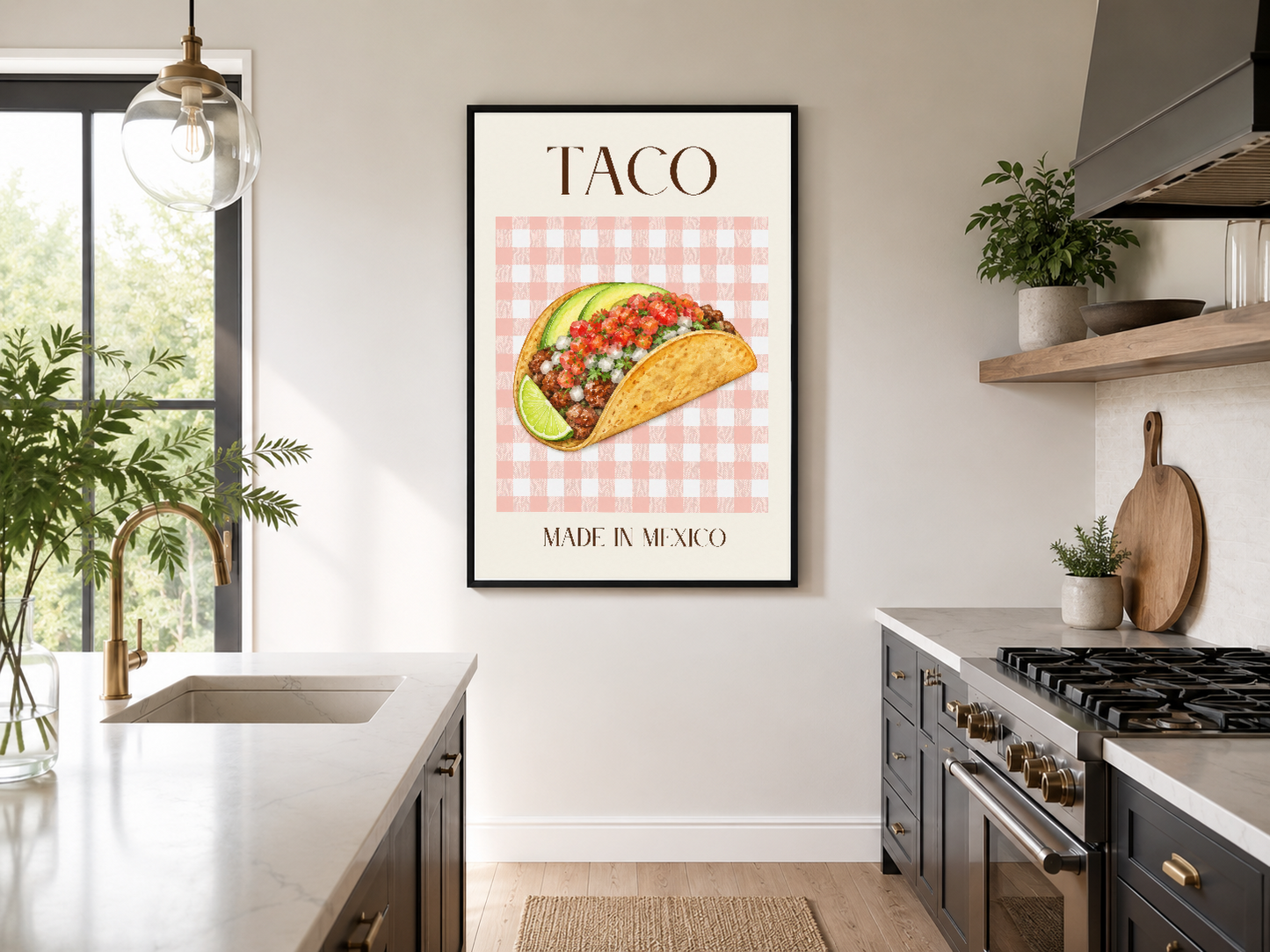Siyah çerçeveli taco posteri, modern siyah dolaplı ve beyaz tezgahlı şık mutfakta.