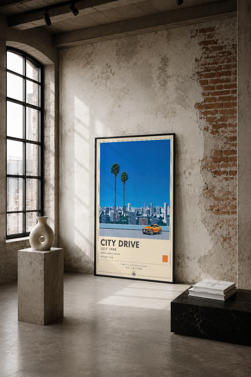 Retro tasarımlı City Drive posteri, endüstriyel loft duvarında minimalist dekorasyonla sergileniyor.
