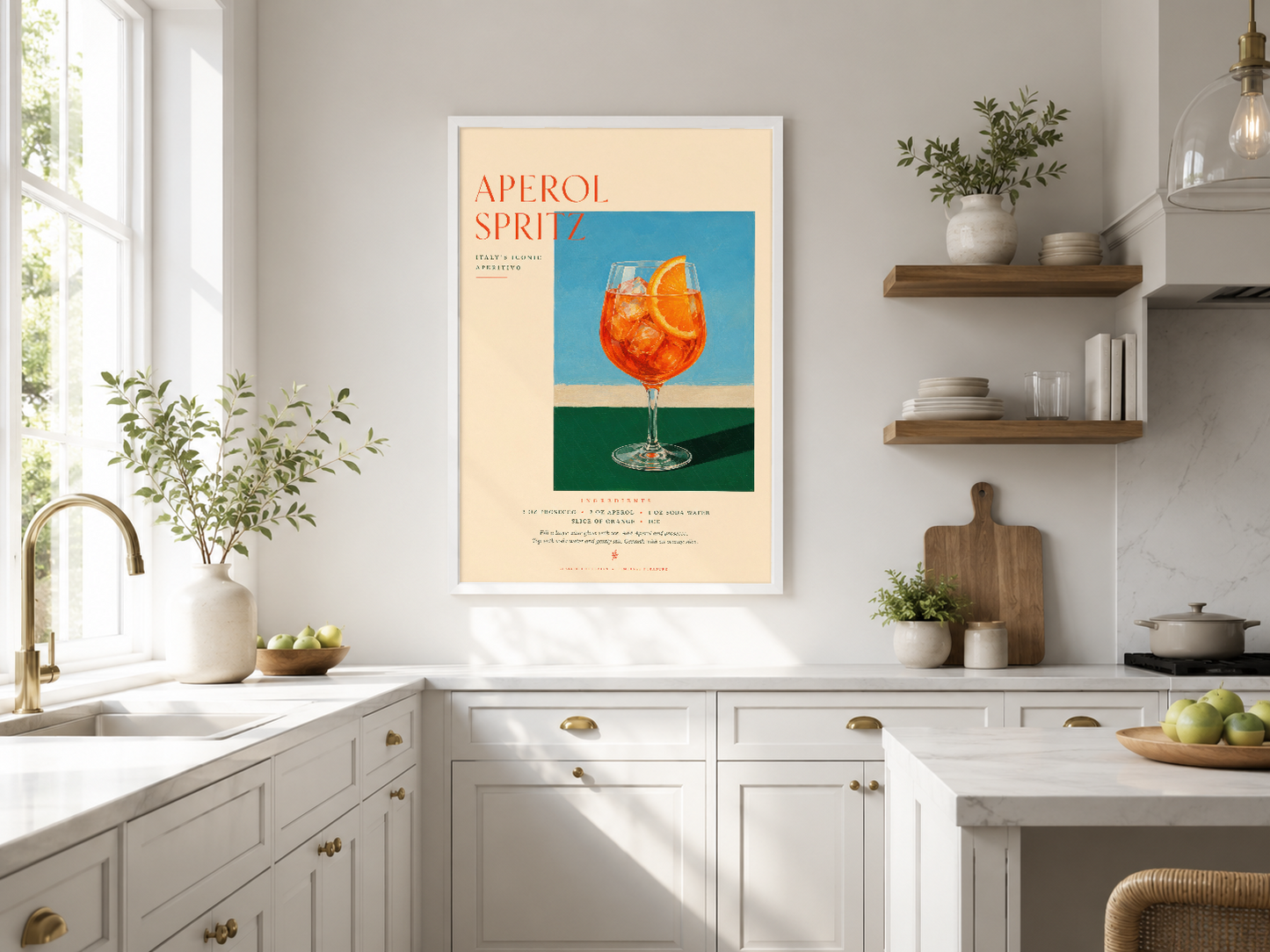 Aperol Spritz posteri, retro tarzı turuncu koktail görseli ile modern mutfakta şık duvar dekorasyonu.