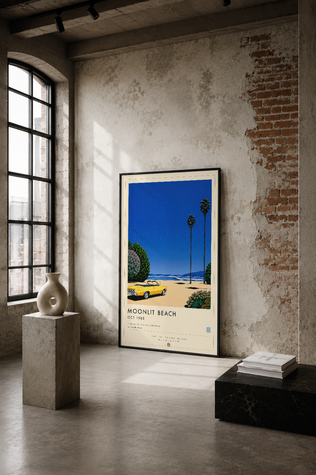 Sarı klasik araba ve palmiye ağaçlarıyla bezenmiş Moonlit Beach posteri, endüstriyel loft tasarımında soyut duvar dekoru.