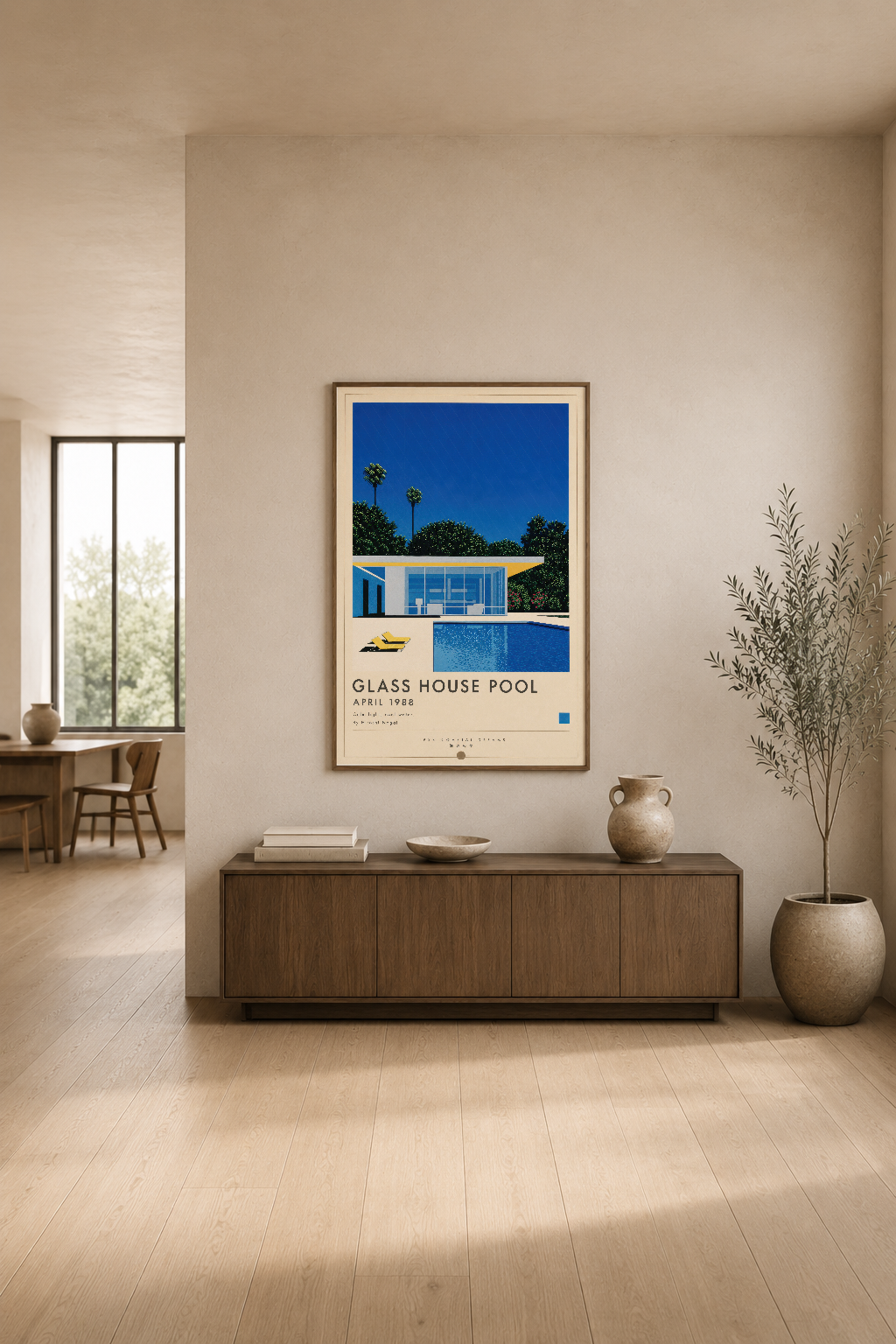 Şık oturma odasında, Glass House Pool retro stil poster sakin ve minimalist dekorasyon tamamlar.